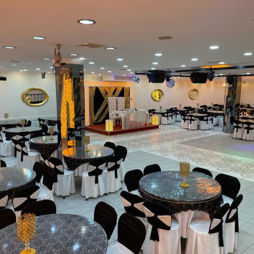 Salon Deluxe