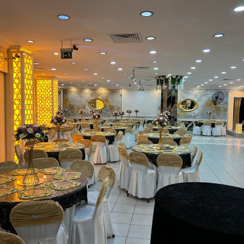 Salon Deluxe