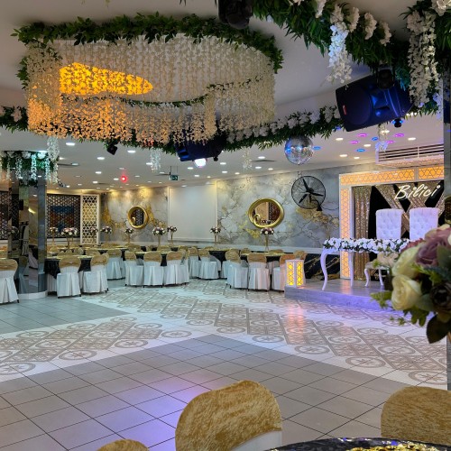 Salon Deluxe