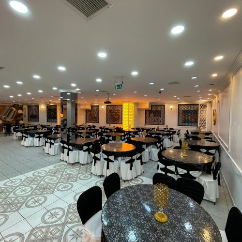 Salon Deluxe