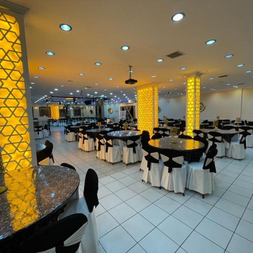 Salon Deluxe