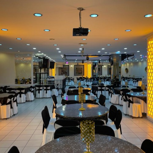 Salon Deluxe