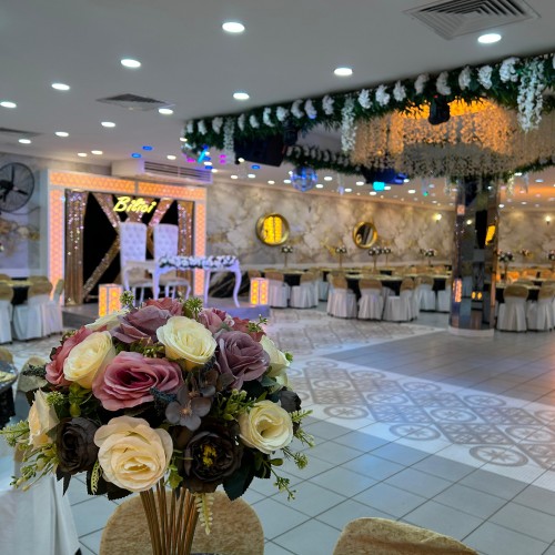 Salon Deluxe